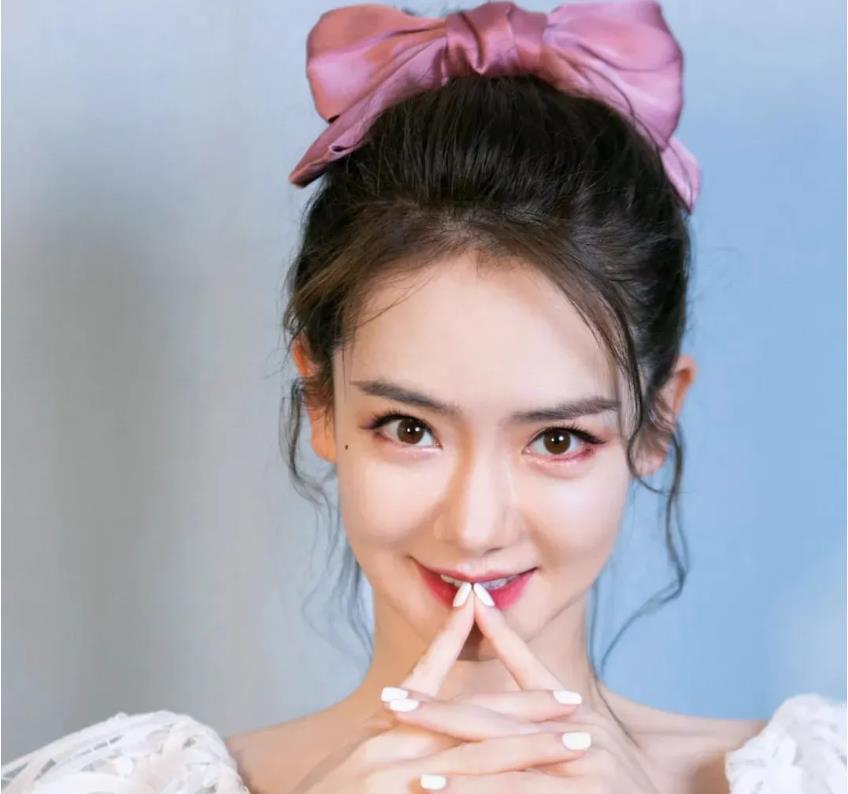 女生颜值“妆”出来,学会20个化妆小技巧,妆容精致,气质满分