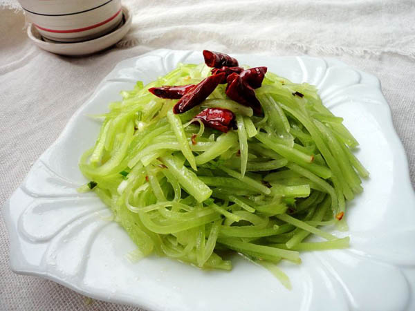 蔬菜也能补钙 多吃莴笋芸豆