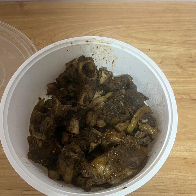 香辣孜然羊骨的制作